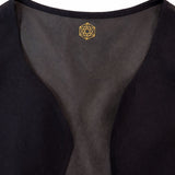 Détail Position Géométrie Sacrée – Kimono Ombre & Lumière Maison Ohr