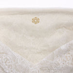 Détail impression géométrie sacrée bandeau La Révolutionnaire blanc perle – Maison Ohr